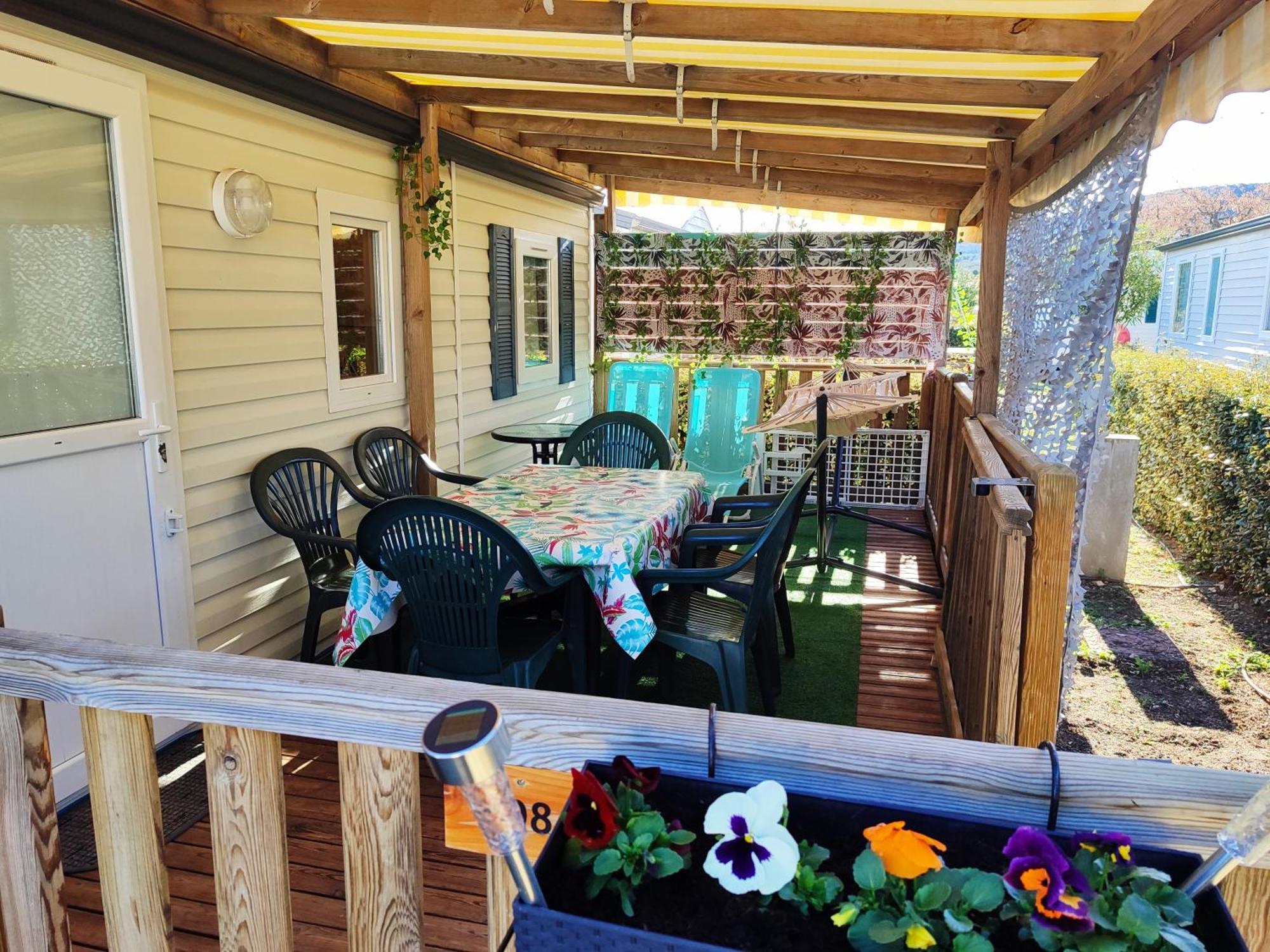 Mobilhome Au Camping Les Salins De La Gardiole Ex Camping Europe Vic-la-Gardiole Kültér fotó