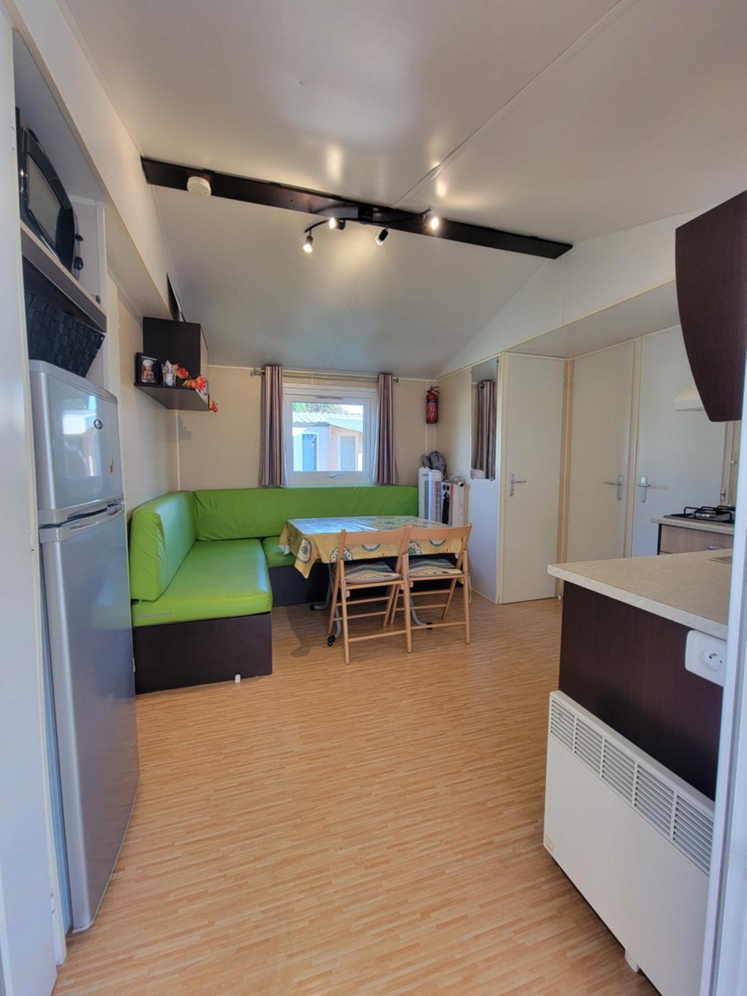 Mobilhome Au Camping Les Salins De La Gardiole Ex Camping Europe Vic-la-Gardiole Kültér fotó