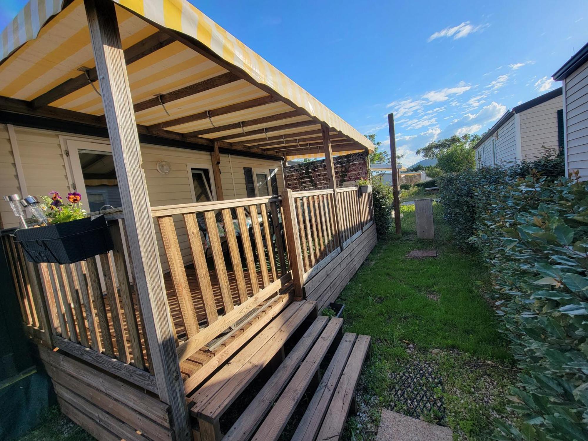 Mobilhome Au Camping Les Salins De La Gardiole Ex Camping Europe Vic-la-Gardiole Kültér fotó