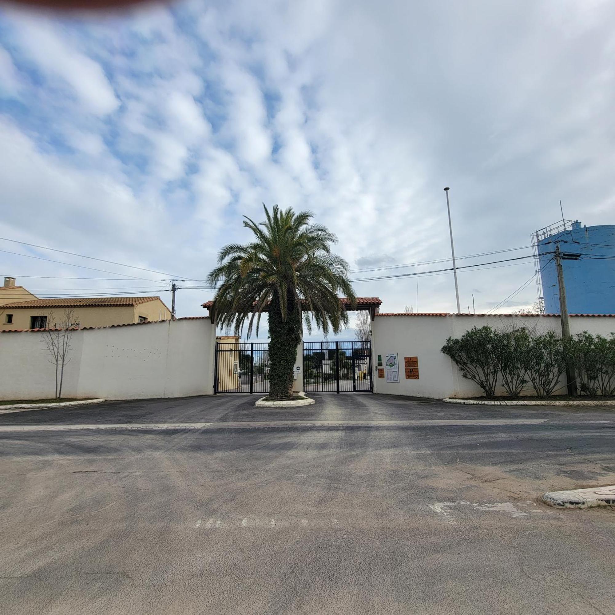 Mobilhome Au Camping Les Salins De La Gardiole Ex Camping Europe Vic-la-Gardiole Kültér fotó